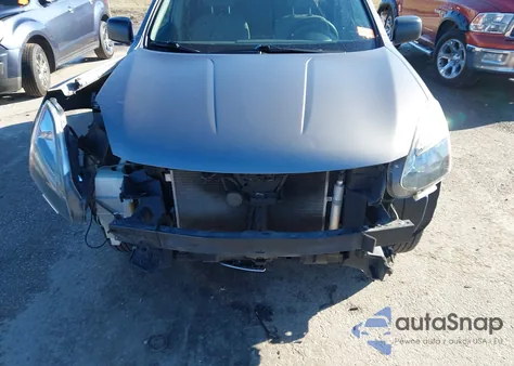 2014 Nissan Rogue Select S z USA, uszkodzony, nr VIN JN8AS5MT0EW622574